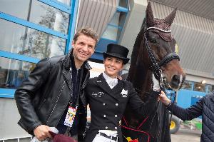 mk体育官网-四种可能！图片报谈穆勒未来：加盟美职联或退役进入管理层等