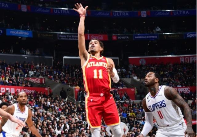 mk体育官方网站-末节14分扬少侠终回归！老鹰客场之旅收获5成胜率